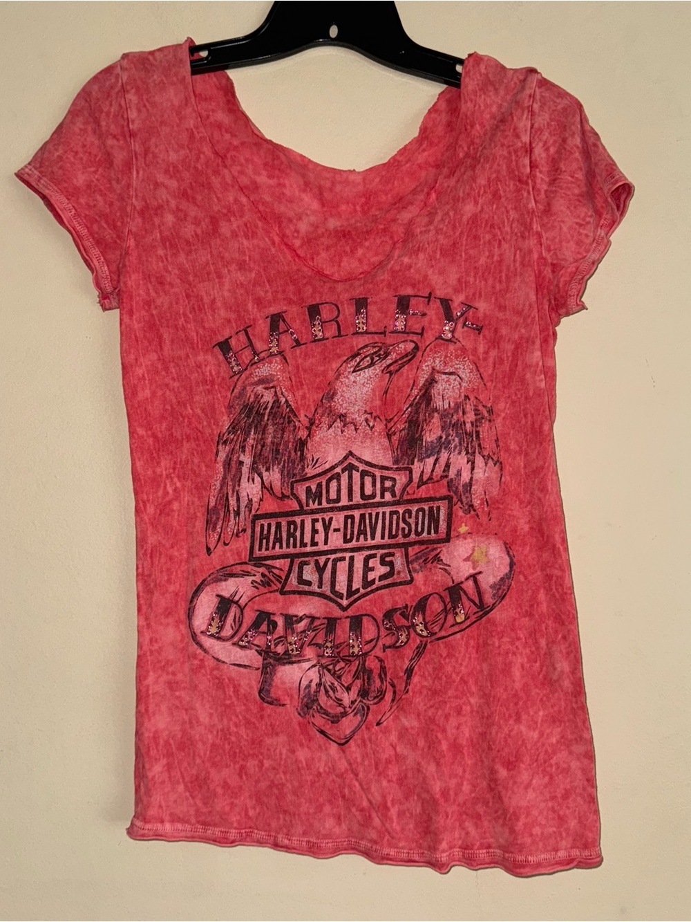 Women’s Harley Davidson Red / Pink Graphic Logo Acid Wash Cut Neckline Size M